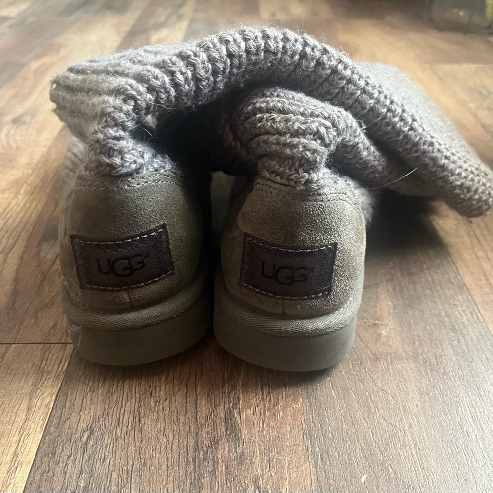 Ugg classic cardy gray knit boot - Picture 2 of 6